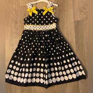 Rare Too! Girl's Size 6 Black & White Polka Dot Sundress With Yellow Bow & Trim